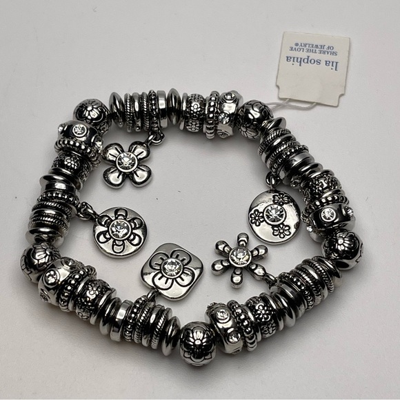 Lia Sophia "Charmed" Cut Crystal Stretch Bracelet - NWT - Picture 3 of 4